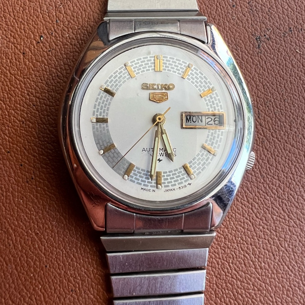 Set of vintage Seiko watches automatic